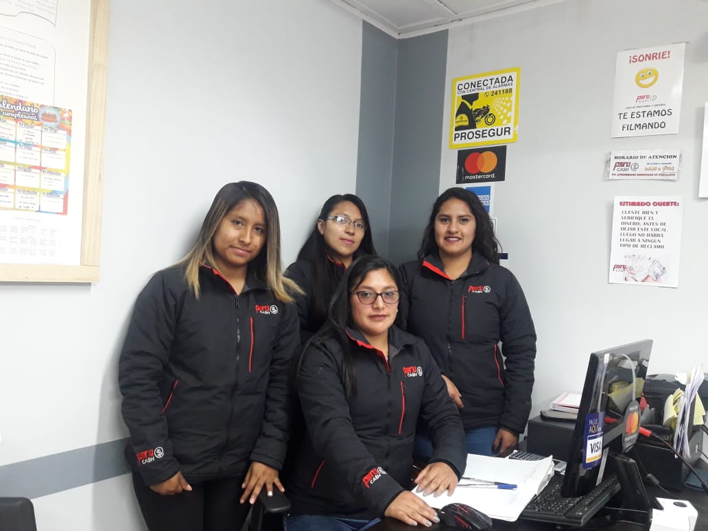 Personal Perucash Especialistas en atencion al cliente Perucash Huancayo